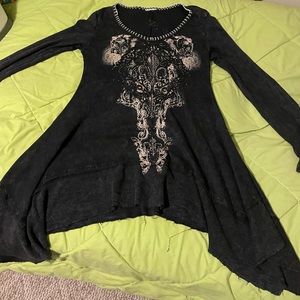 Ladies fun top.  Bought at the rodeo! Maybe worn twice. No tags as they itch me.